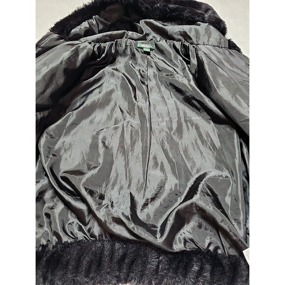Wild Fable Black Faux Fur Cropped Bomber Jacket Size Small - Picture 9 of 9